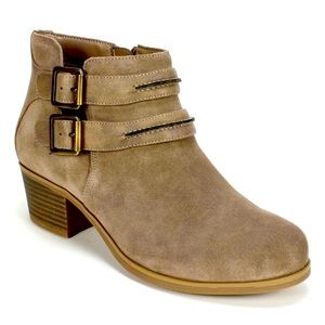 White Mountain Utterly  suede bootie